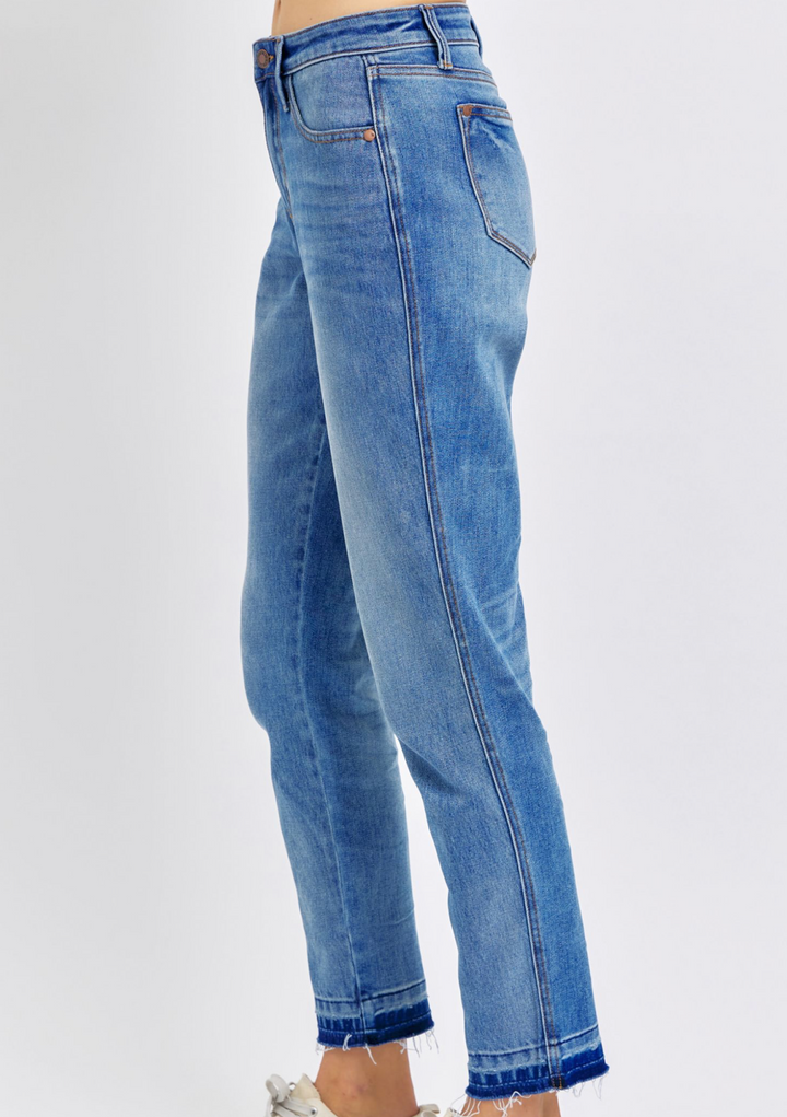Judy Blue - Mid Rise Rigid Magic Release Hem Boyfriend