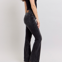 Judy Blue - High Rise Tummy Control Bootcut - Short Inseam