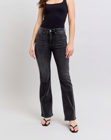 Judy Blue - High Rise Tummy Control Bootcut - Short Inseam