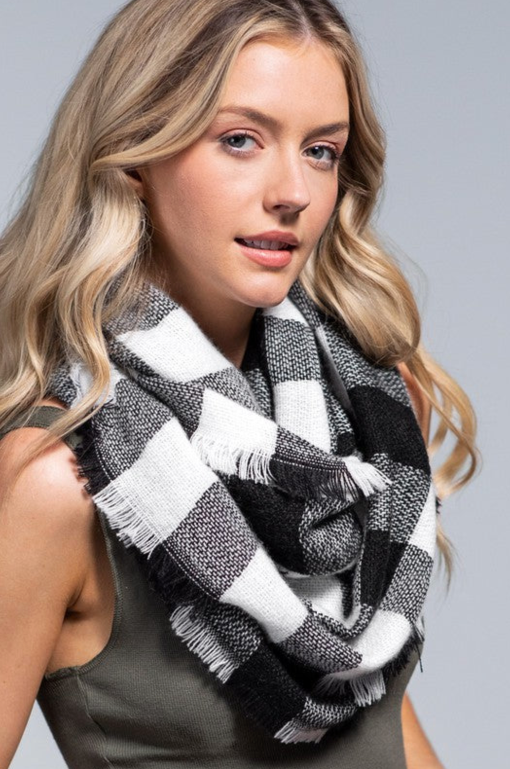 Woven Buffalo Checkered Infinity Scarf - Black/White