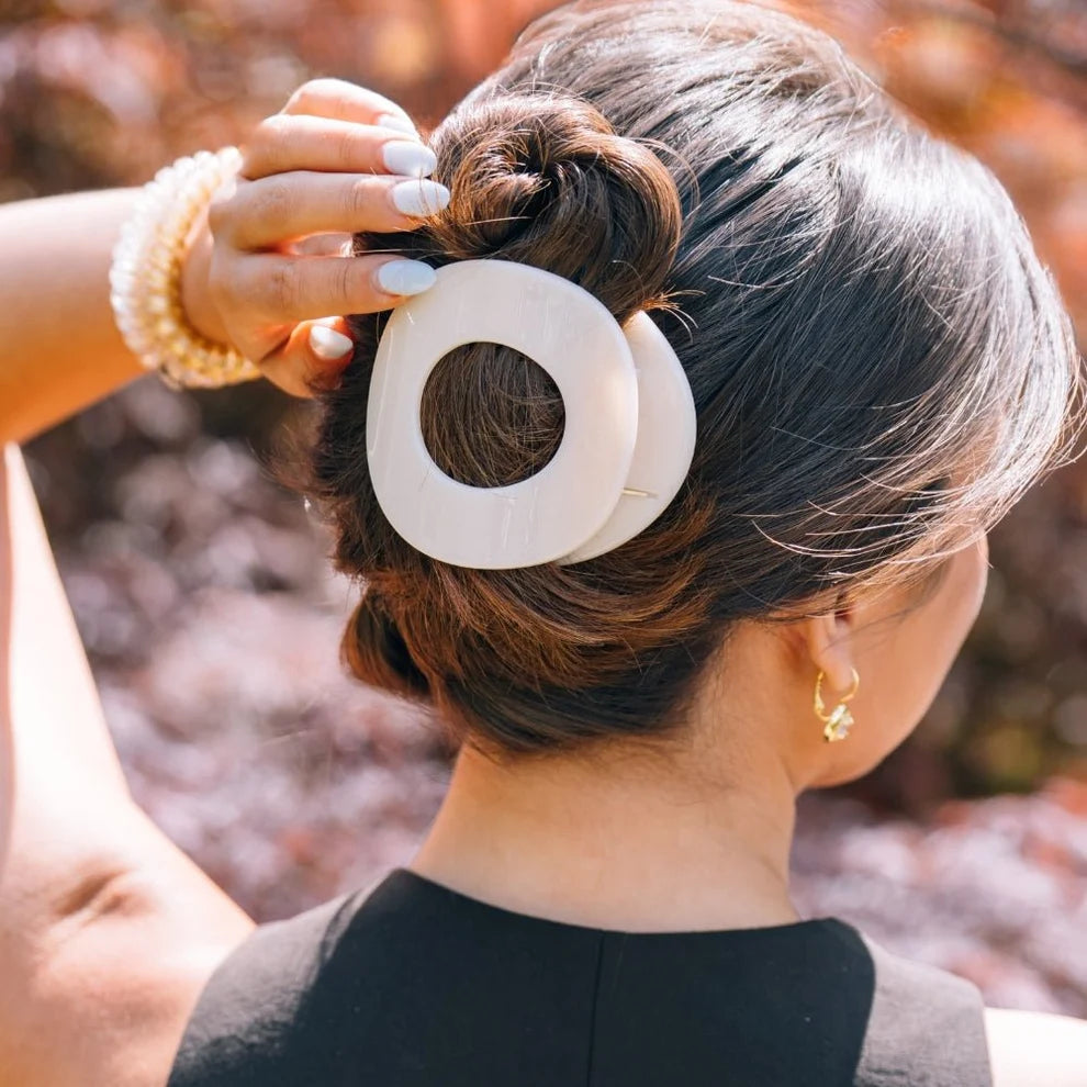 Teleties Large Flat Circle Hair Clip - Almond Beige