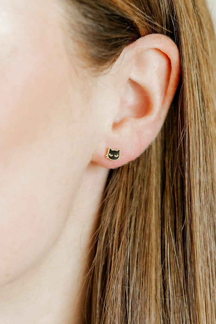 Linny Co - Black Cat Screwback Studs