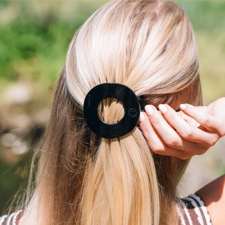 Teleties Medium Flat Circle Hair Clip - Jet Black