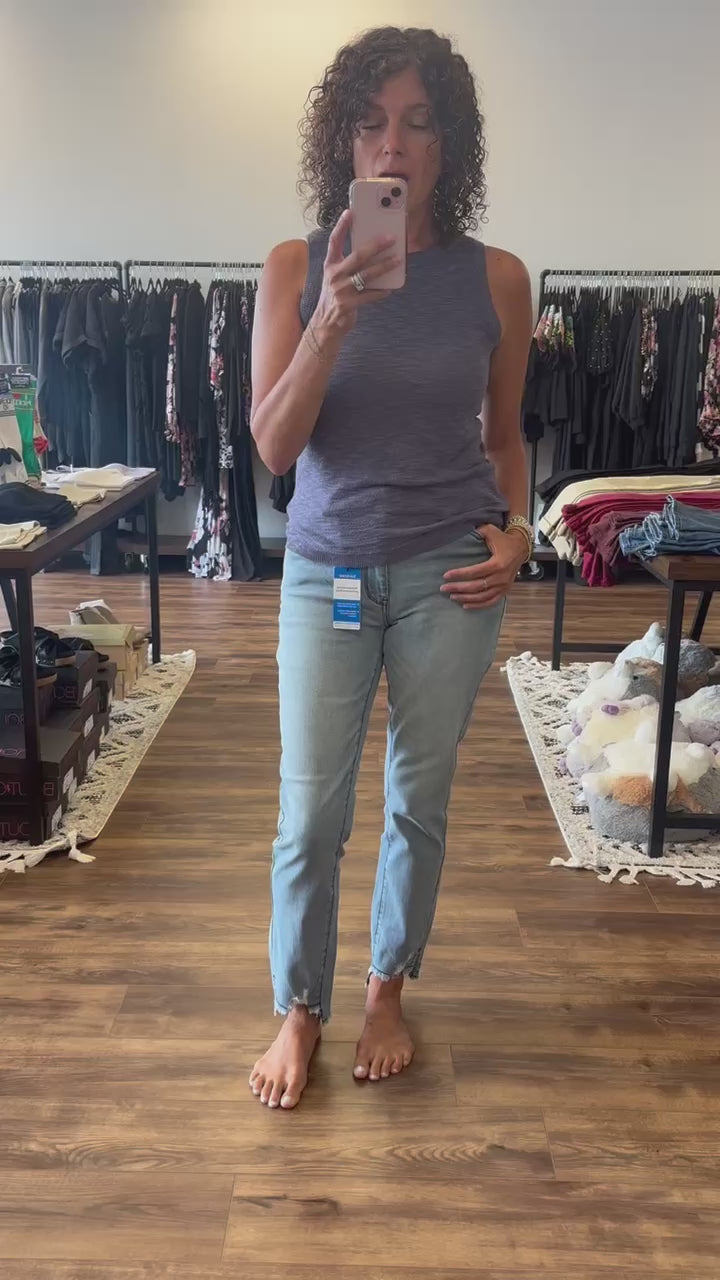 Judy Blue - Mid Rise Relaxed Fit with Cooling Technology