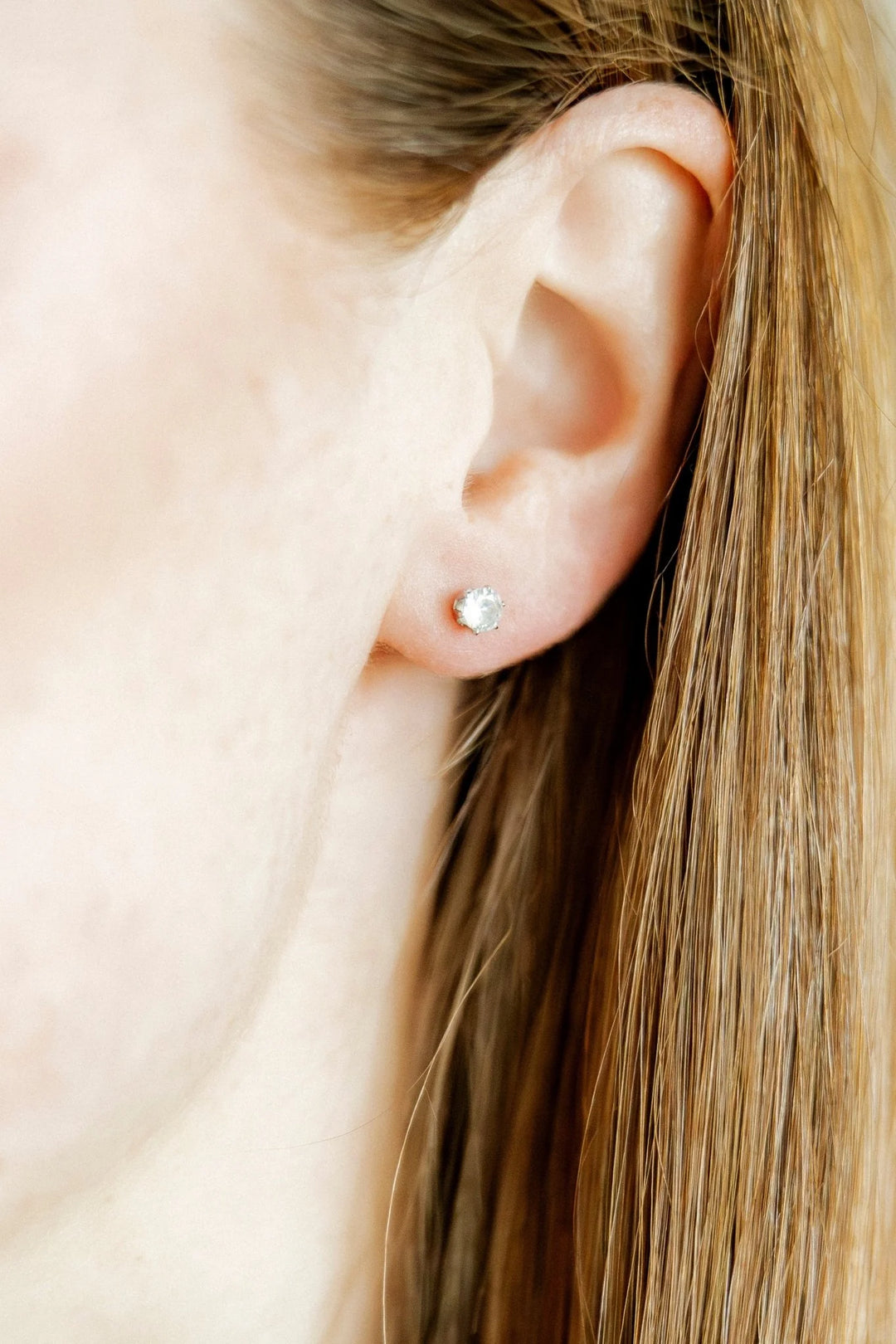 Linny Co - Helen Silver Flat Back Earrings