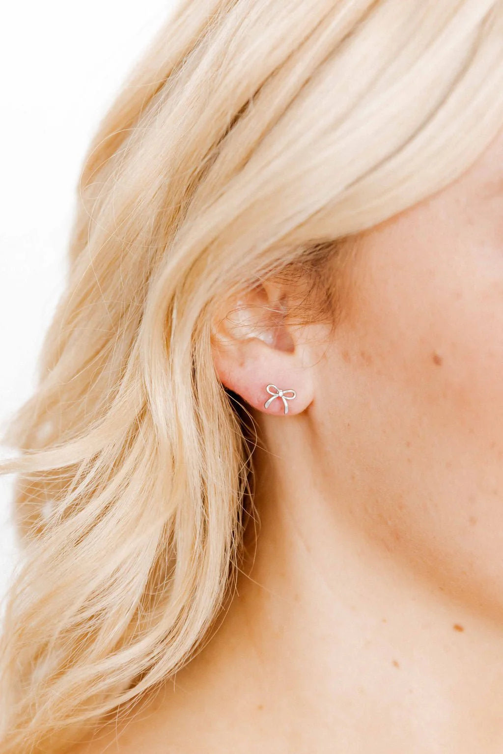 Linny Co - Sadie Bow Silver Flat Back Earrings