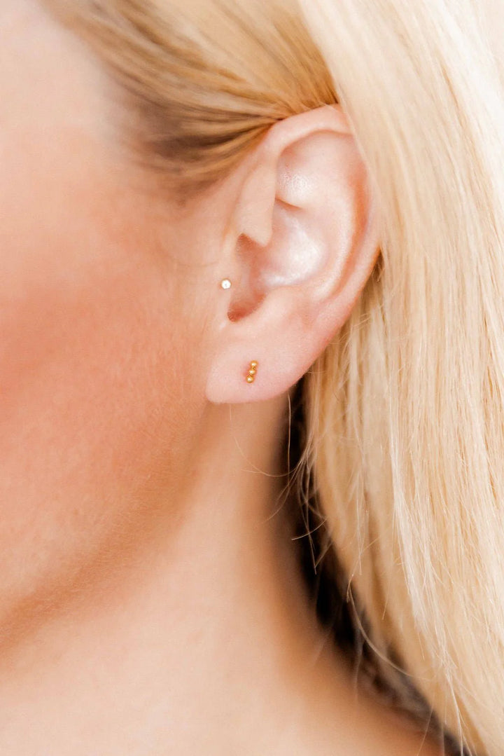 Linny Co - Micro Tally Gold Flat Back Earrings