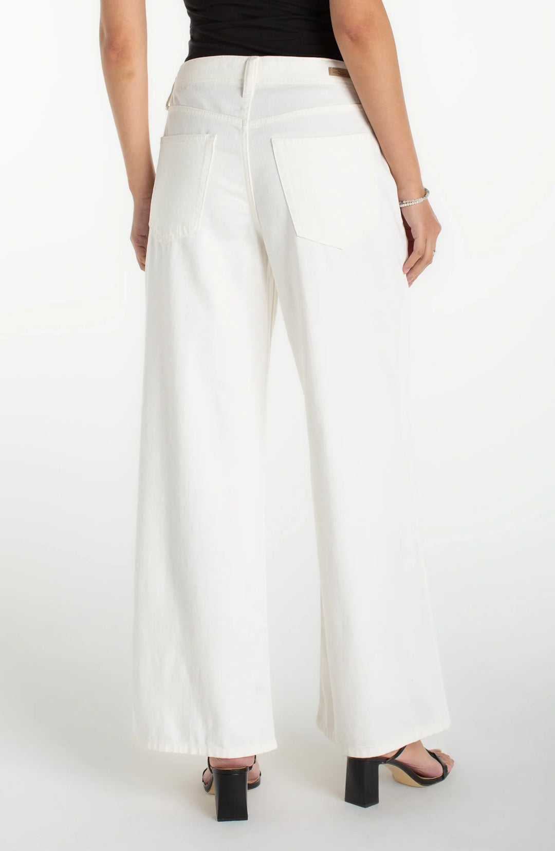 Liverpool - Weekender Wide Leg Jeans - White