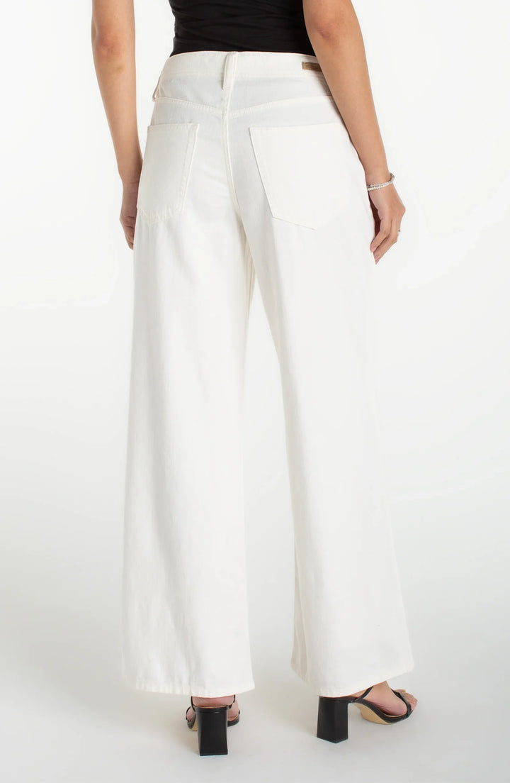Liverpool - Weekender Wide Leg Jeans - White