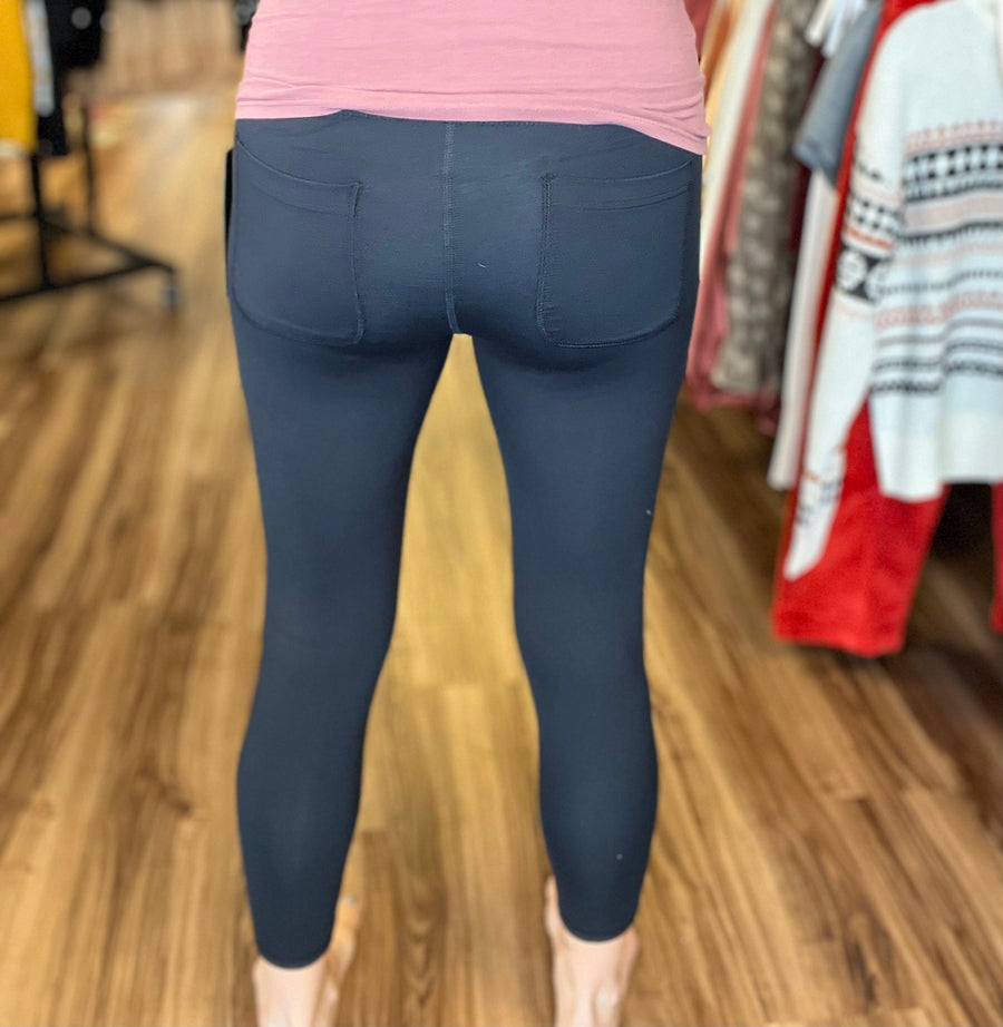 Tapered Band Leggings with Back Pockets